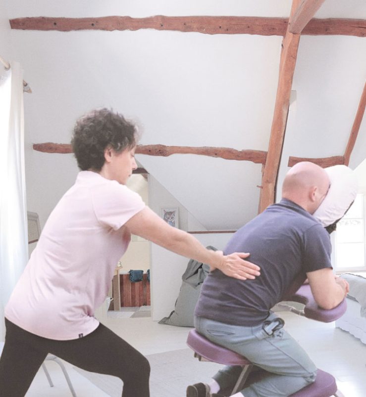 A_LA-FRAICHE-seminaire-au-vert-activité-shiatsu